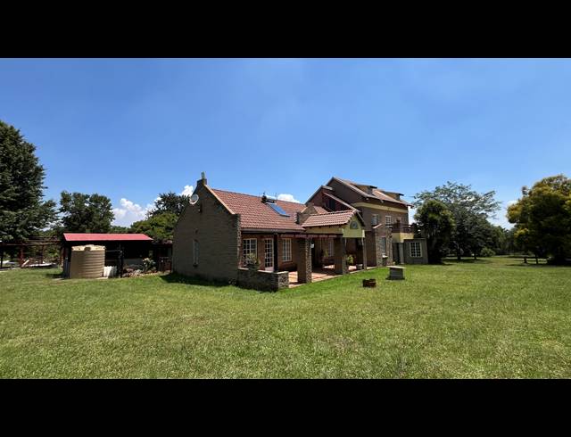 5 BEDROOM FREESTANDING FOR SALE IN BENONI AH